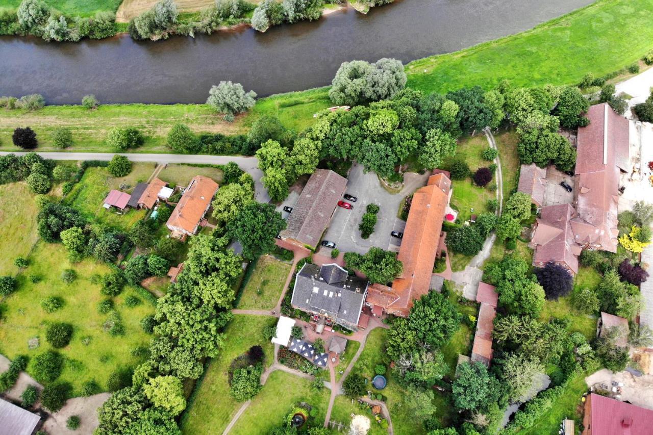 Land-Gut-Hotel Allerhof Frankenfeld Esterno foto